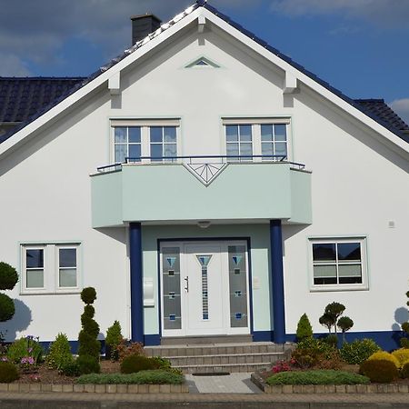 Ferienwohnung Am Park - Vulkanferien Plaidt Exterior photo